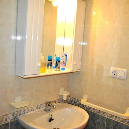 Calle Finlandia Apartment